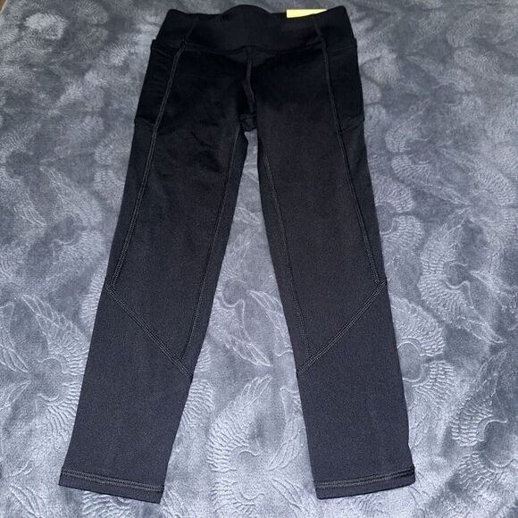 All in motion Girls' Leggings  Mid rise Black Size XS(4/5). NWT. Q - Picture 1 of 4